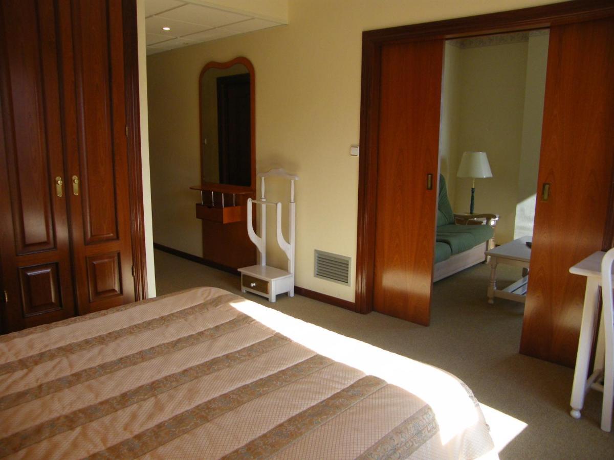 Hotel Magallon Caspe Oda fotoğraf