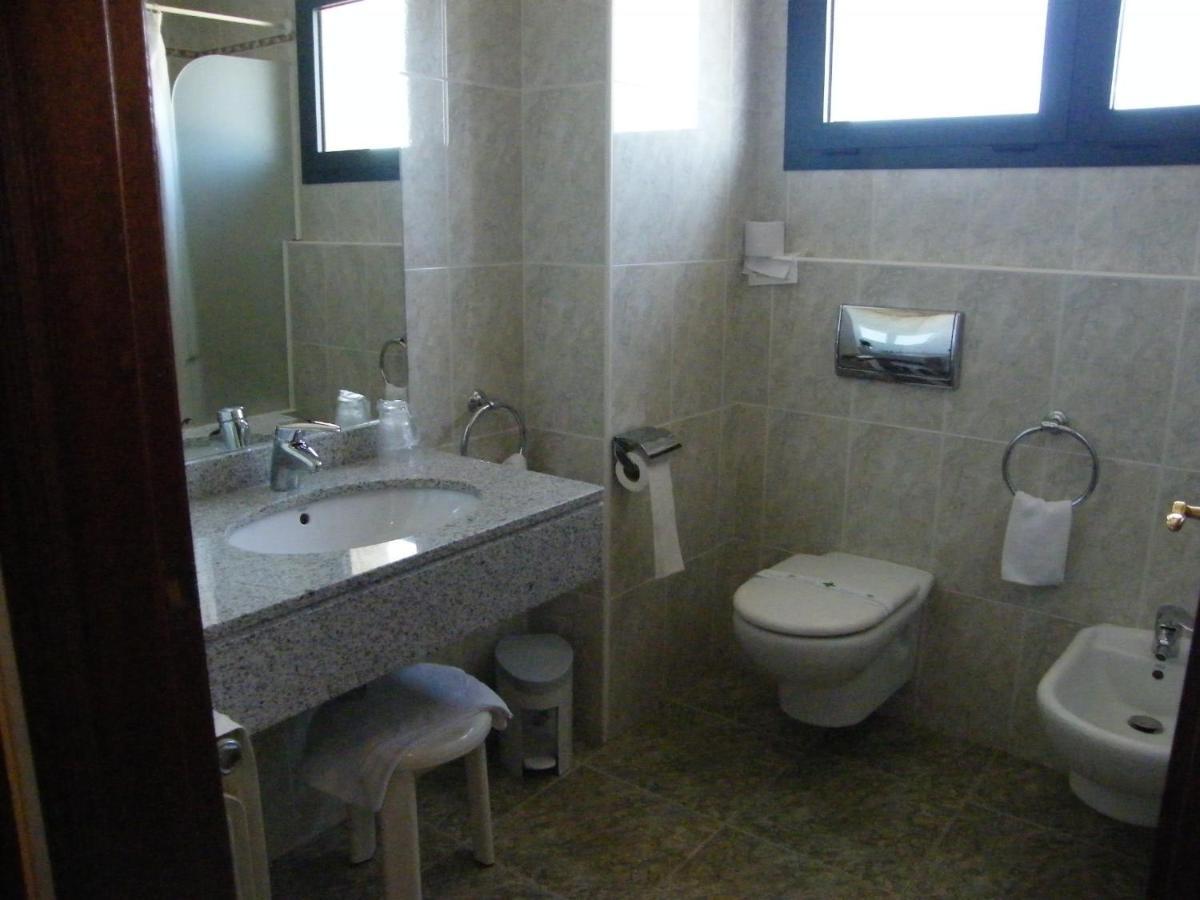 Hotel Magallon Caspe Oda fotoğraf