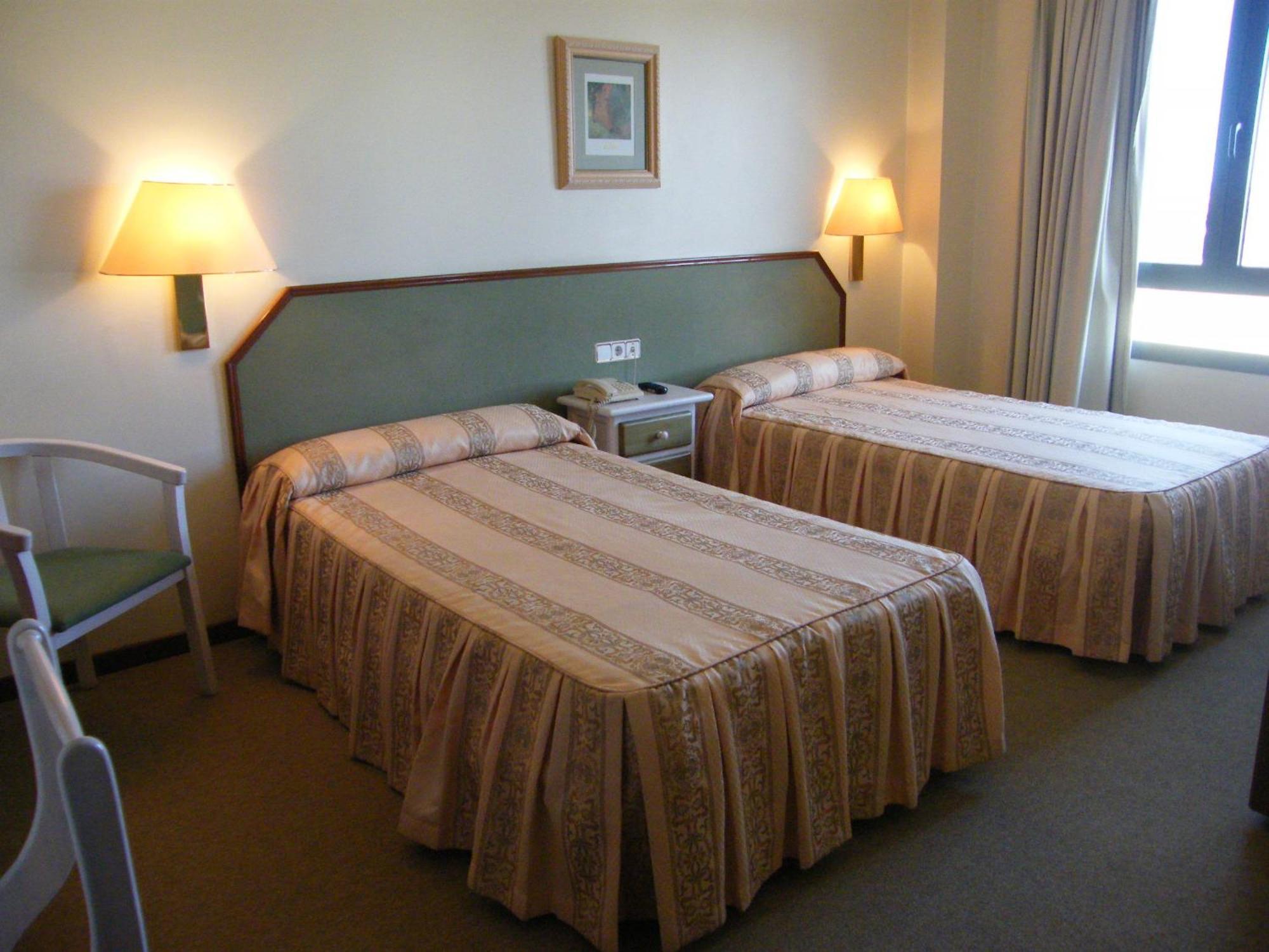 Hotel Magallon Caspe Dış mekan fotoğraf